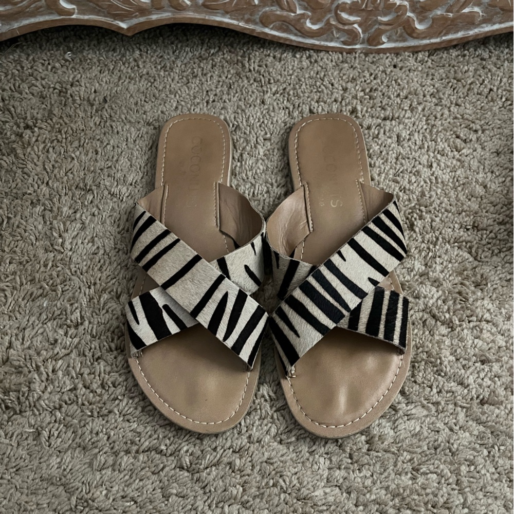Coconuts by Matisse Sandals
